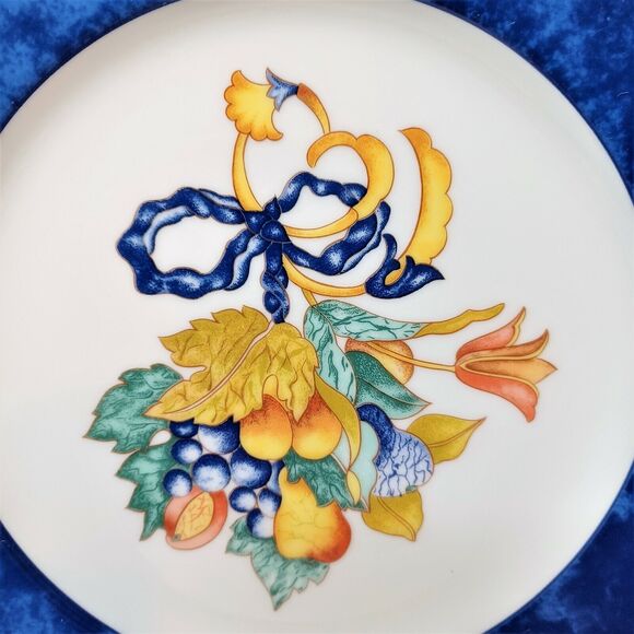 (2)  Bernardaud 8-3/8" Salad Plates Limoges Borghese 1993-2010 Royal Blue France - Picture 3 of 5